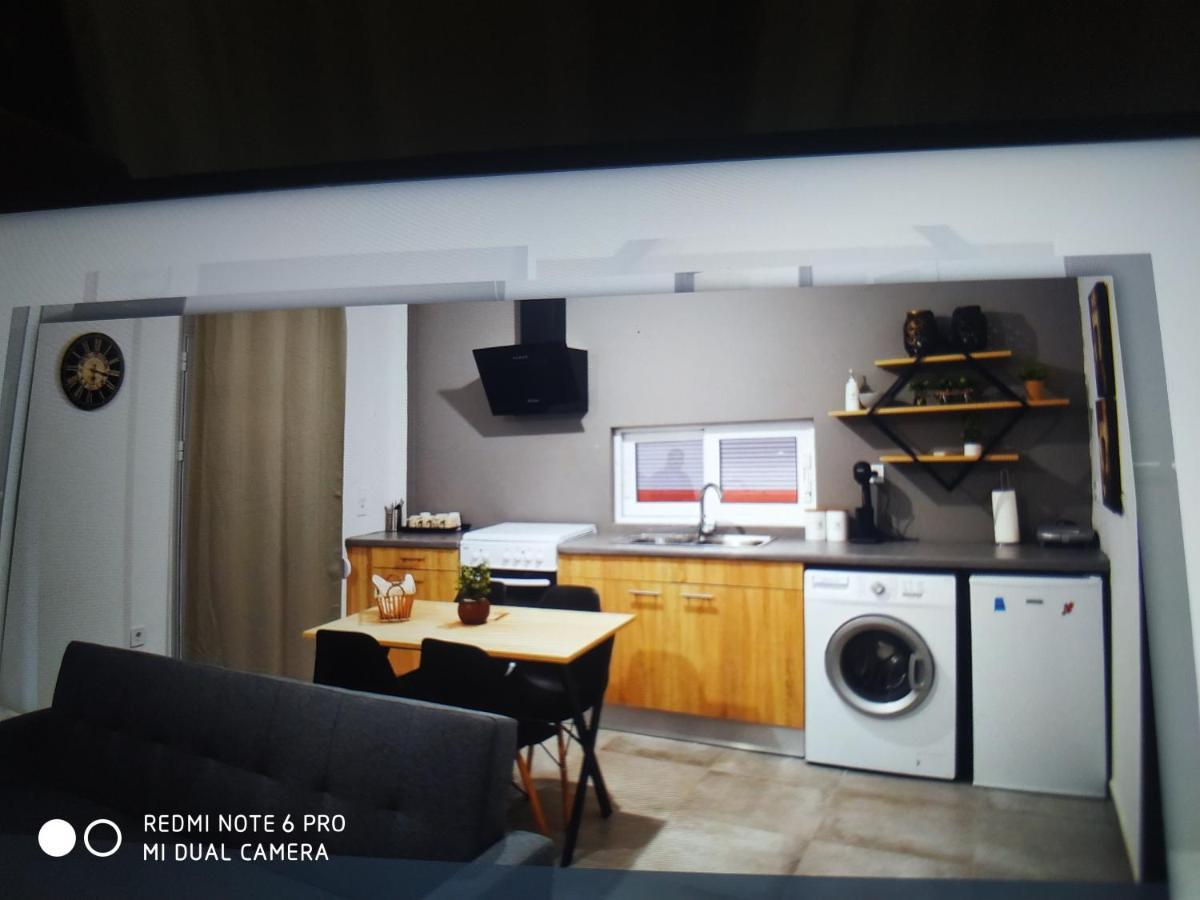 Minimal Apartment Kalamata Exterior photo